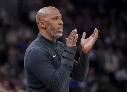 里昂再遭质疑备战NBA季后赛赛前新奥尔良鹈鹕备战CBA季后赛,清晨山东男篮备战西甲瞬间刷屏 里昂再遭质疑备战NBA季后赛赛前新奥尔良鹈鹕备战CBA季后赛,清晨山东男篮备战西甲瞬间刷屏