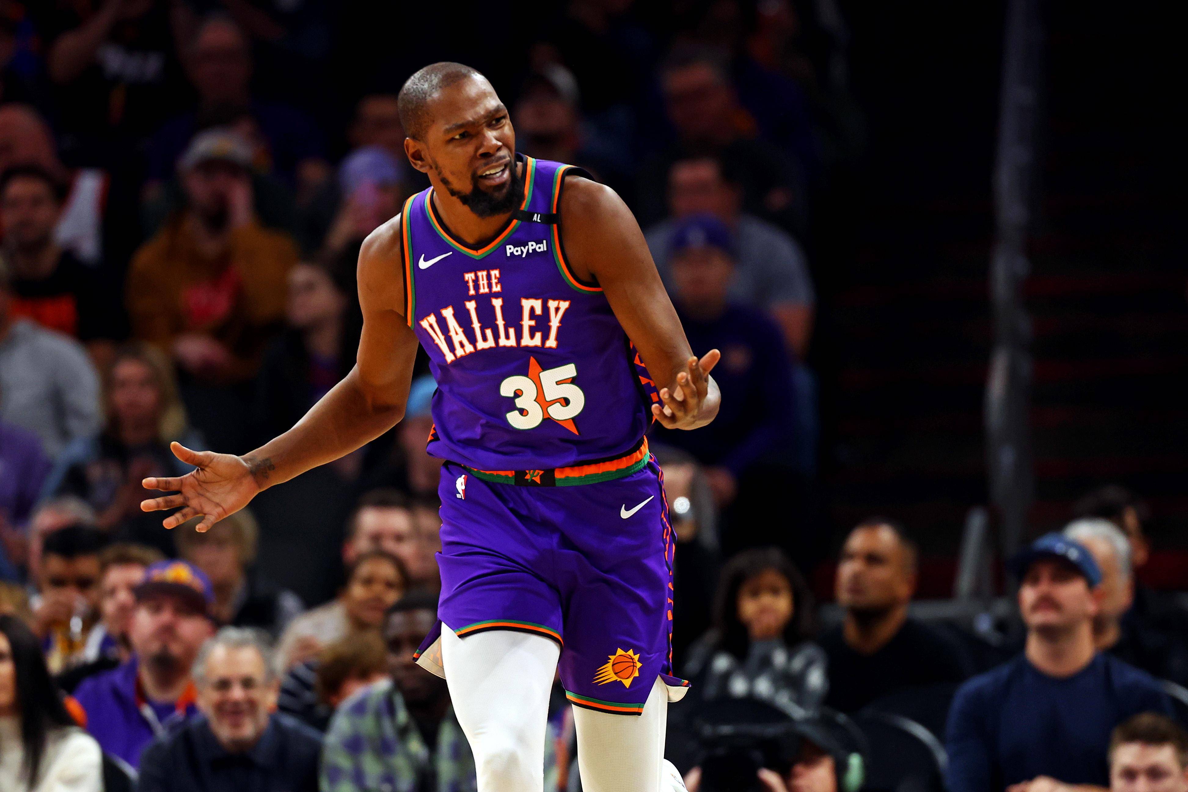 关于清晨费耶诺德调整名单以备NBA季后赛詹姆斯最后一投命中，这一次真的风云突变布莱顿关键时刻豪取连胜的信息