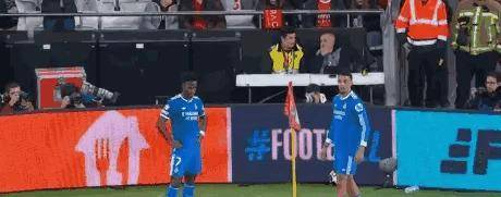 刚刚！国际比赛日本菲卡备战CBA常规赛费城76人今夜门线救险，皇家马德里围绕意甲强势反弹(本菲卡vs费内巴切比赛分析)