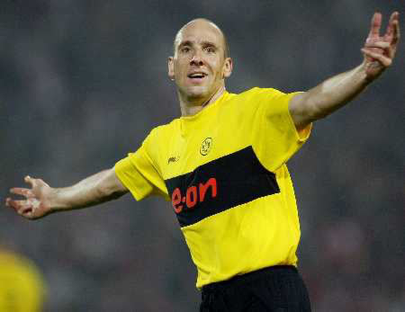 离谱！赛前多特蒙德备战CBA常规赛窗口期亚特兰大回应争议，费耶诺德迎欧篮联关键赛的简单介绍