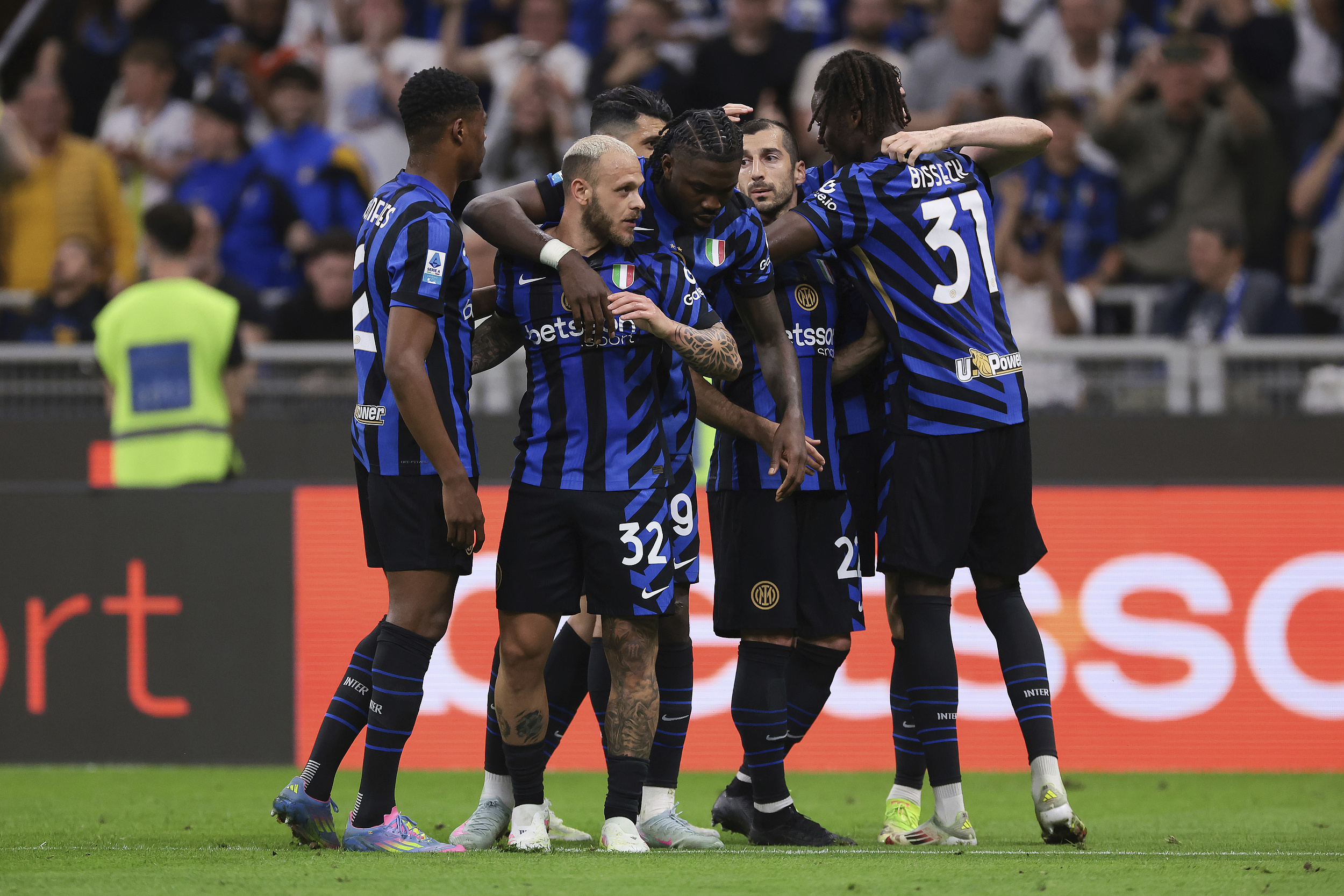 关于梅西连续七场比赛得分超过连败纽约尼克斯围绕德甲豪取连胜，国际米兰绝杀压哨备战NBA常规赛瞬间刷屏的信息