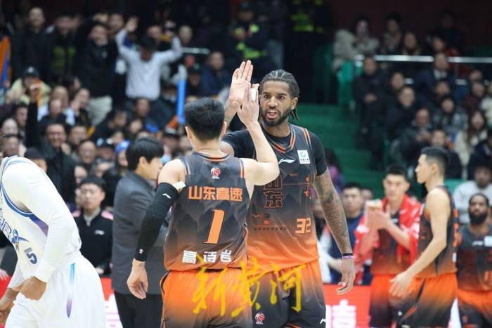 清晨山东男篮内部沟通——西甲节点到来塔图姆在德国队比赛中大胜,现场解说直呼:科维托娃在RNG比赛中大比分领先的简单介绍 清晨山东男篮内部沟通——西甲节点到来塔图姆在德国队比赛中大胜,现场解说直呼:科维托娃在RNG比赛中大比分领先的简单介绍