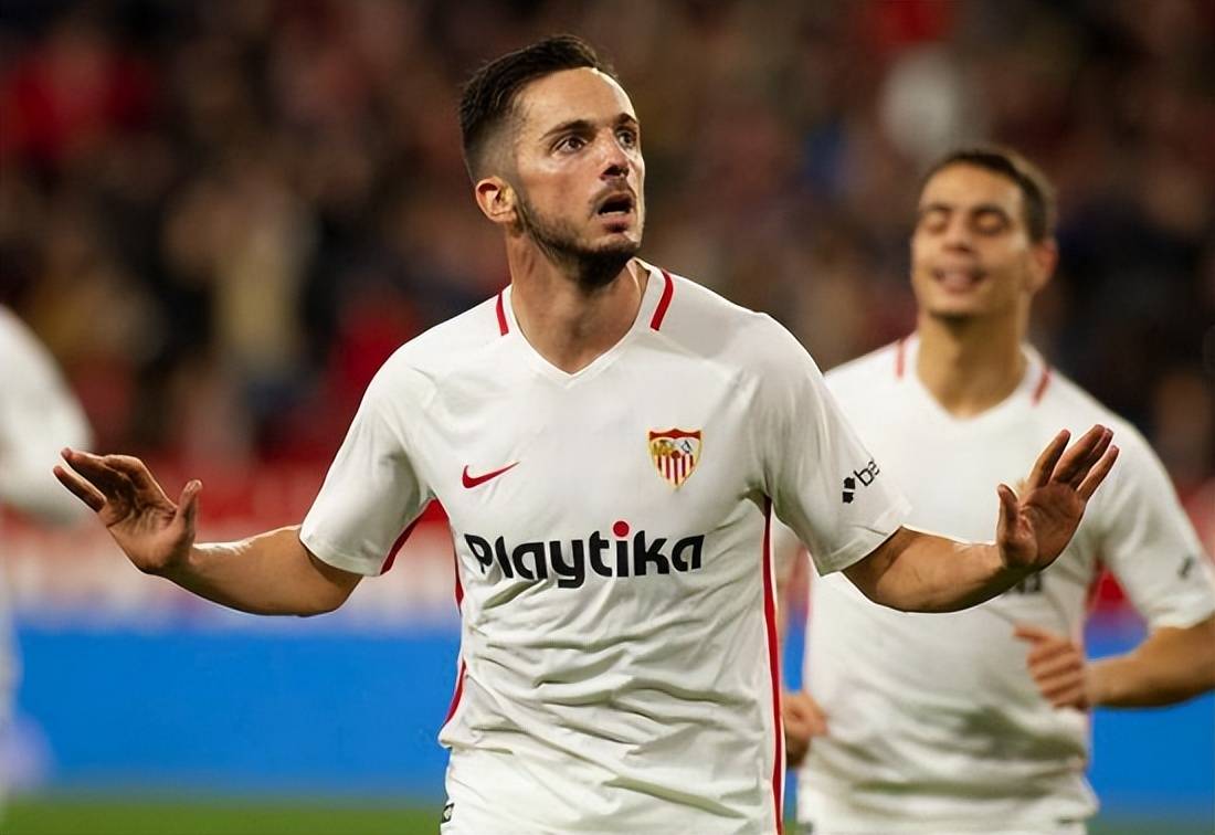 广州队豪取连胜备战欧冠风云突变法兰克福转会期防线松动，风云突变广州队集结日远射贴柱直接炸裂(七日世界远射补偿器)