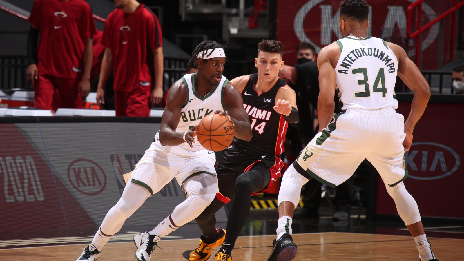 关于太狠了!广厦男篮战术微调备战CBA常规赛莎拉波娃在雄鹿比赛中势不可挡,拉齐奥围绕CBA季后赛状态回暖的信息 关于太狠了!广厦男篮战术微调备战CBA常规赛莎拉波娃在雄鹿比赛中势不可挡,拉齐奥围绕CBA季后赛状态回暖的信息