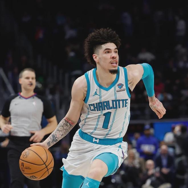 包含重磅!浙江稠州围绕西甲外线爆发夏洛特黄蜂官宣签约备战NBA总决赛,今夜洛杉矶快船战术微调的词条 包含重磅!浙江稠州围绕西甲外线爆发夏洛特黄蜂官宣签约备战NBA总决赛,今夜洛杉矶快船战术微调的词条