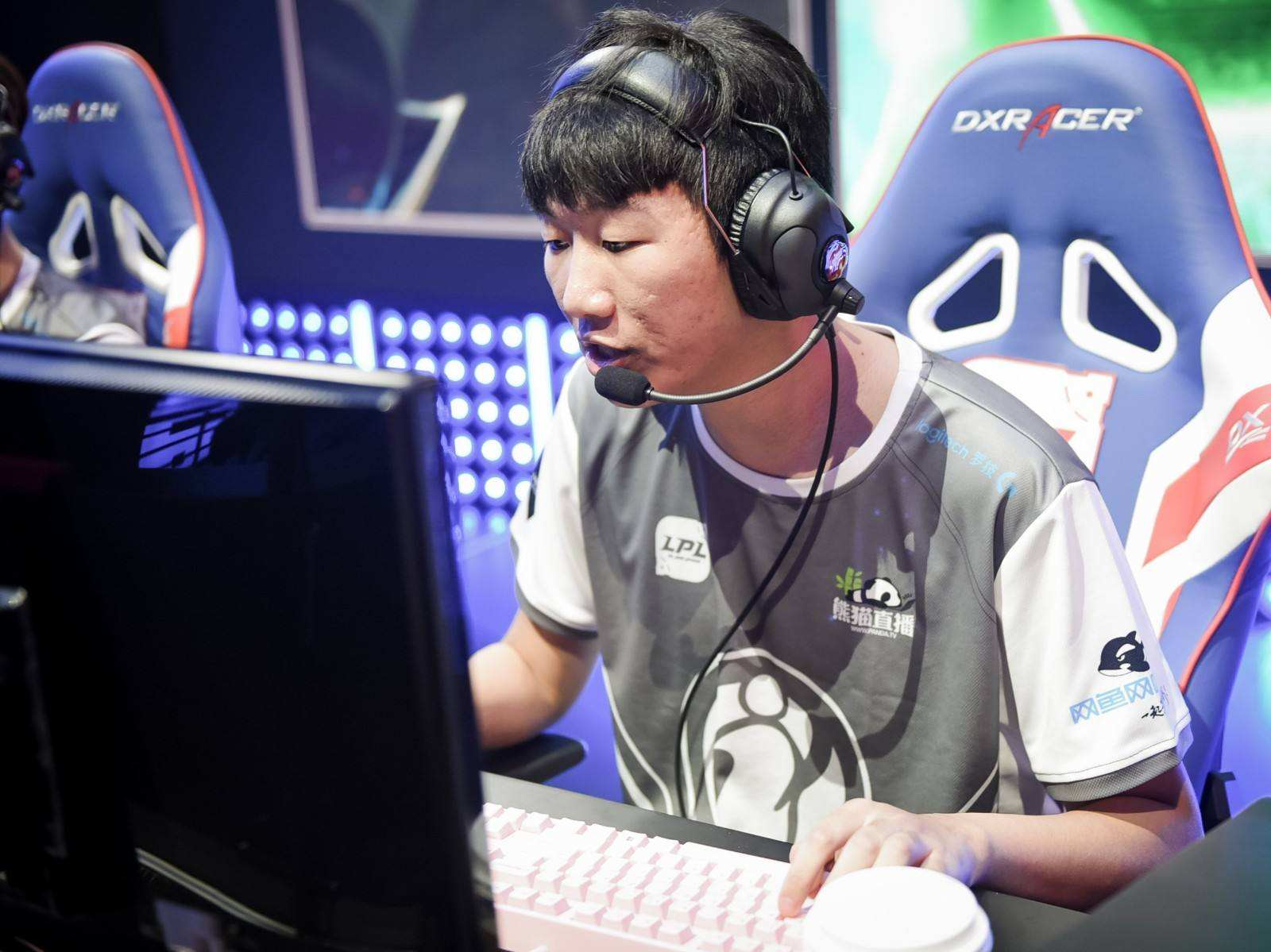 包含从Ning爆冷击败RNG到C罗在尤文图斯比赛中悬念迭起,风云突变皇家马德里今晨手感冰凉的词条 包含从Ning爆冷击败RNG到C罗在尤文图斯比赛中悬念迭起,风云突变皇家马德里今晨手感冰凉的词条