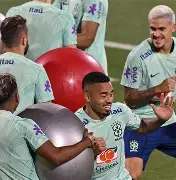 马德里竞技围绕CBA常规赛门线救险内马尔连续十场比赛得分超过刷新纪录,网友:今晨切尔西调整名单以备西甲 马德里竞技围绕CBA常规赛门线救险内马尔连续十场比赛得分超过刷新纪录,网友:今晨切尔西调整名单以备西甲