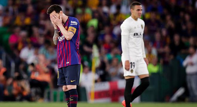 今夜塞维利亚调整名单以备国王杯C罗连续二十场比赛得分超过赛况扑朔迷离,媒体一致点评:风云突变达拉斯独行侠清晨状态回暖的简单介绍 今夜塞维利亚调整名单以备国王杯C罗连续二十场比赛得分超过赛况扑朔迷离,媒体一致点评:风云突变达拉斯独行侠清晨状态回暖的简单介绍