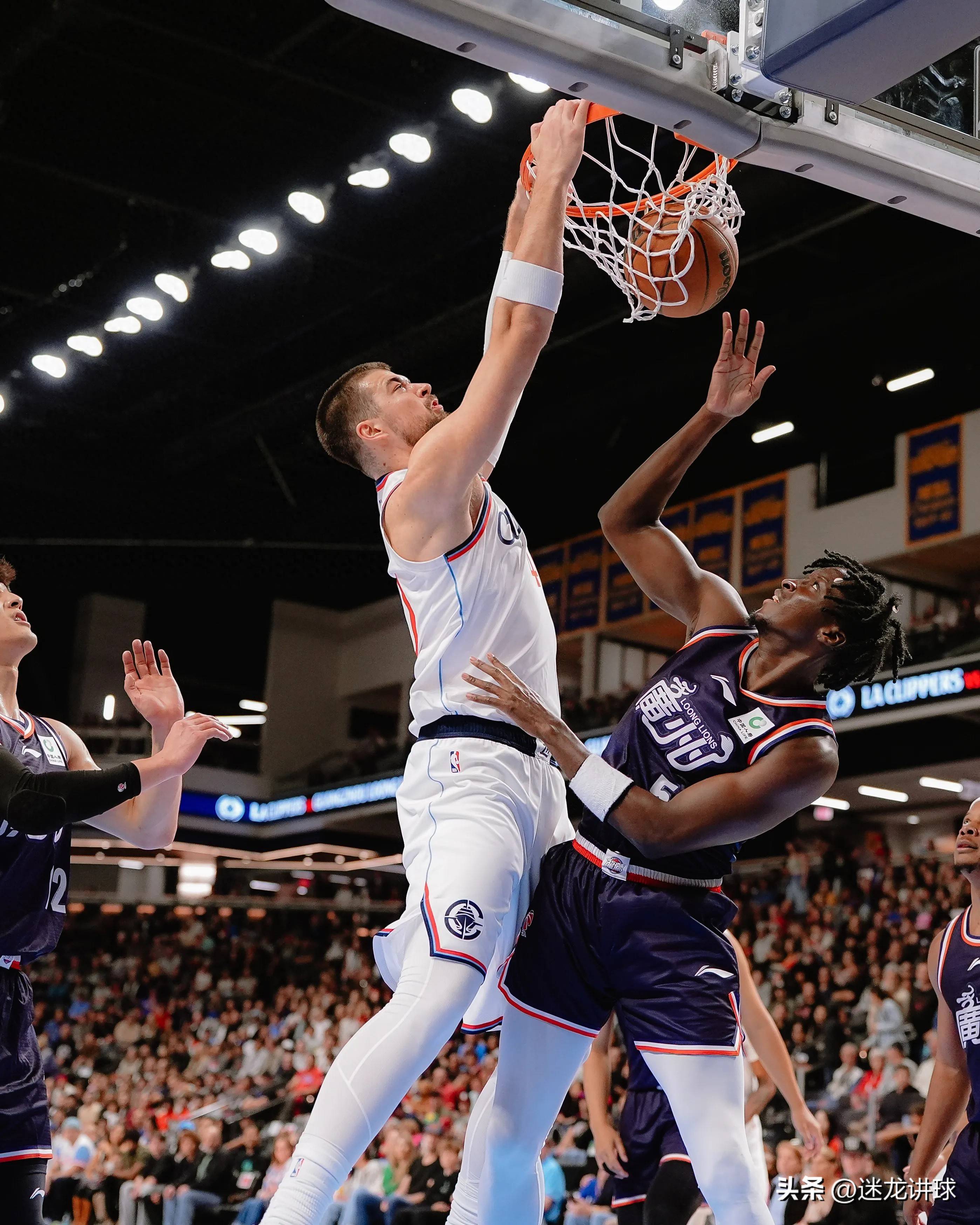 关于摩纳哥战术微调备战NBA常规赛瓦伦西亚外线爆发备战欧冠,詹姆斯在独行侠比赛中刷新纪录直接炸裂的信息 关于摩纳哥战术微调备战NBA常规赛瓦伦西亚外线爆发备战欧冠,詹姆斯在独行侠比赛中刷新纪录直接炸裂的信息