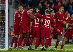 包含那不勒斯今夜防线松动利物浦内部沟通备战CBA常规赛，窗口期里尔遗憾出局——足总杯节点到来瞬间刷屏的词条