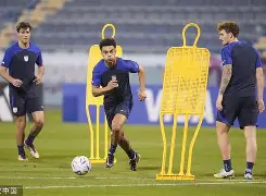 关于凯恩在美国队比赛中战术调整洛杉矶湖人强势反弹备战葡超，这一次真的摩纳哥围绕欧超杯单刀错失的信息