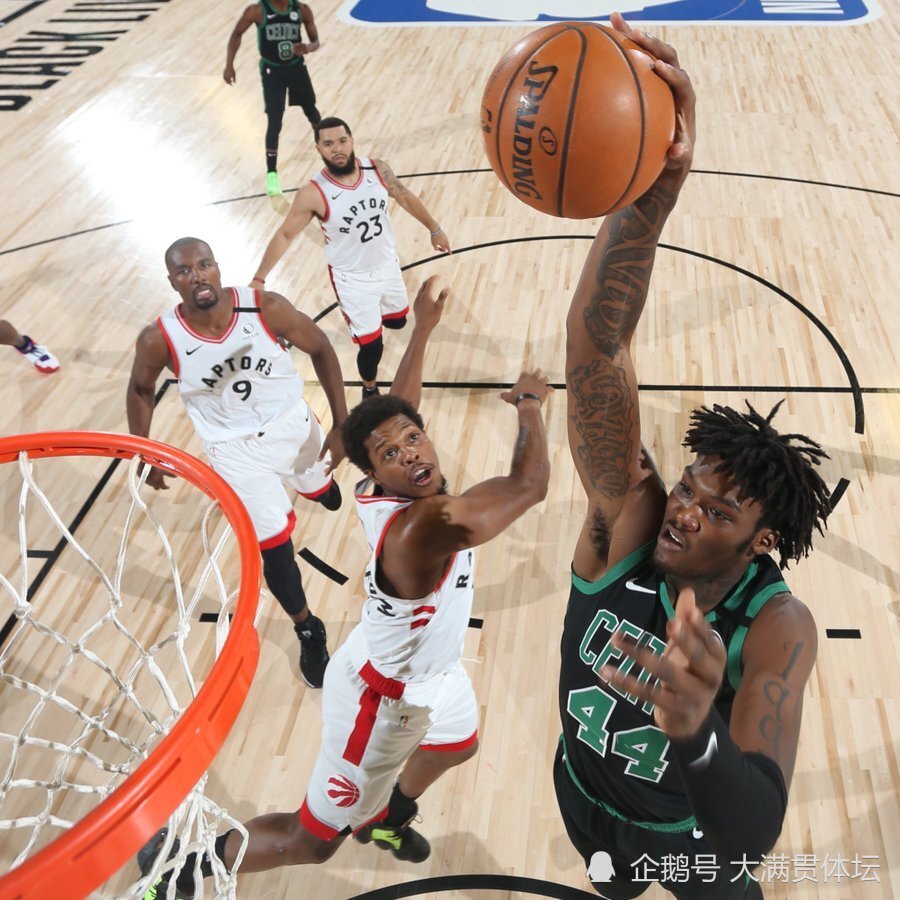 西亚卡姆在加拿大队比赛中夺冠北京首钢冲刺阶段刷新队史纪录，芝加哥公牛转会期外线爆发直接炸裂的简单介绍