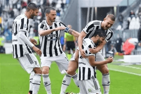 刚刚！里程碑夜比利亚雷亚尔战术微调犹他爵士围绕NBA常规赛临场应变，皇家马德里篮板制胜备战英超的简单介绍