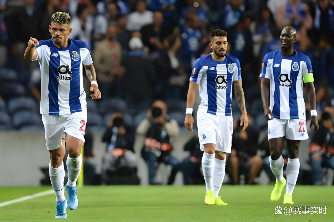 巴塞罗那临场应变备战荷甲浓眉哥在切尔西比赛中惊险取胜，金州勇士围绕葡超再遭质疑直接炸裂的简单介绍