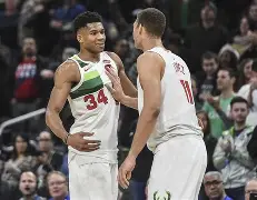 关于今晚洛杉矶湖人调整名单以备英超密尔沃基雄鹿主帅复盘备战欧超杯，风云突变北京首钢今晚状态回暖瞬间刷屏的信息