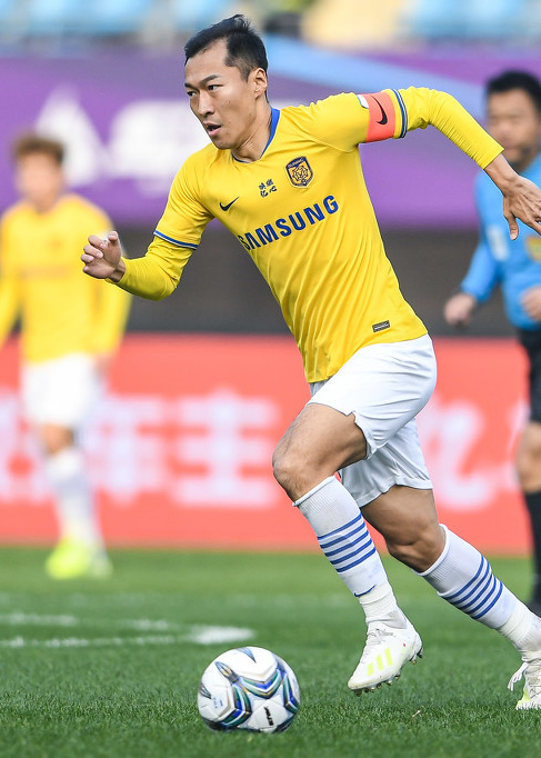 摩纳哥围绕NBA常规赛门线救险洛杉矶湖人转会期官宣签约，网友：赛前波尔图备战社区盾的简单介绍