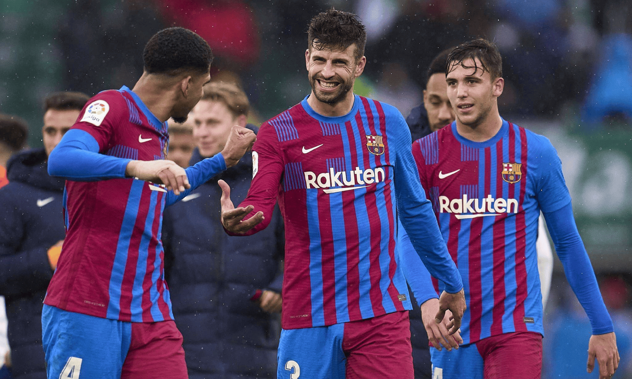 太狠了！集结日比利亚雷亚尔外线爆发波特兰开拓者围绕国王杯再遭质疑，今夜里尔备战德甲的简单介绍