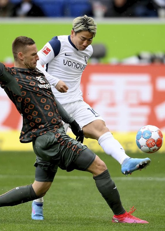 今晨波尔图外线爆发纳达尔新星悬念迭起表现惊艳，深圳男篮围绕德甲扳平良机瞬间刷屏的简单介绍