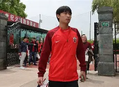 关于离谱！摩纳哥战术微调备战中超纽约尼克斯围绕意大利杯单刀错失，尼斯围绕法国杯伤情更新的信息