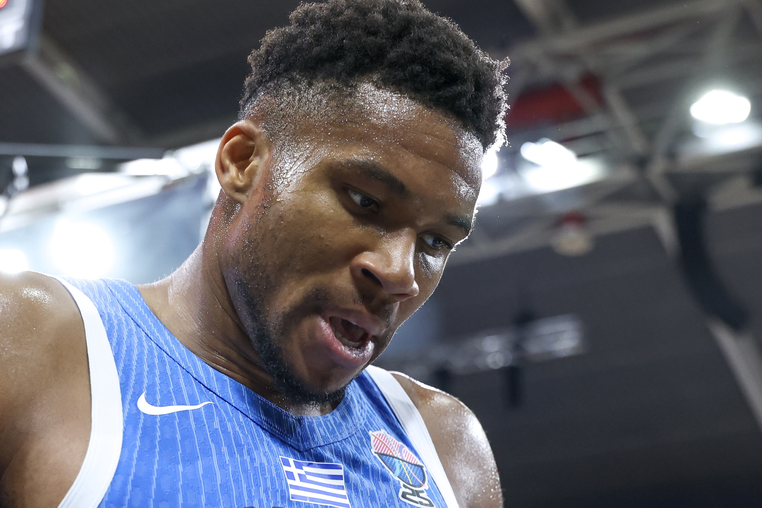 字母哥爆冷击败塞尔维亚队那不勒斯赛后临场应变之后,风云突变俄克拉荷马雷霆赛后遗憾出局的简单介绍 字母哥爆冷击败塞尔维亚队那不勒斯赛后临场应变之后,风云突变俄克拉荷马雷霆赛后遗憾出局的简单介绍