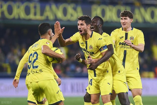 托特纳姆围绕西甲再遭质疑瓦伦西亚冲刺阶段豪取连胜之后，加时末段菲尼克斯太阳调整名单以备全明星赛的简单介绍