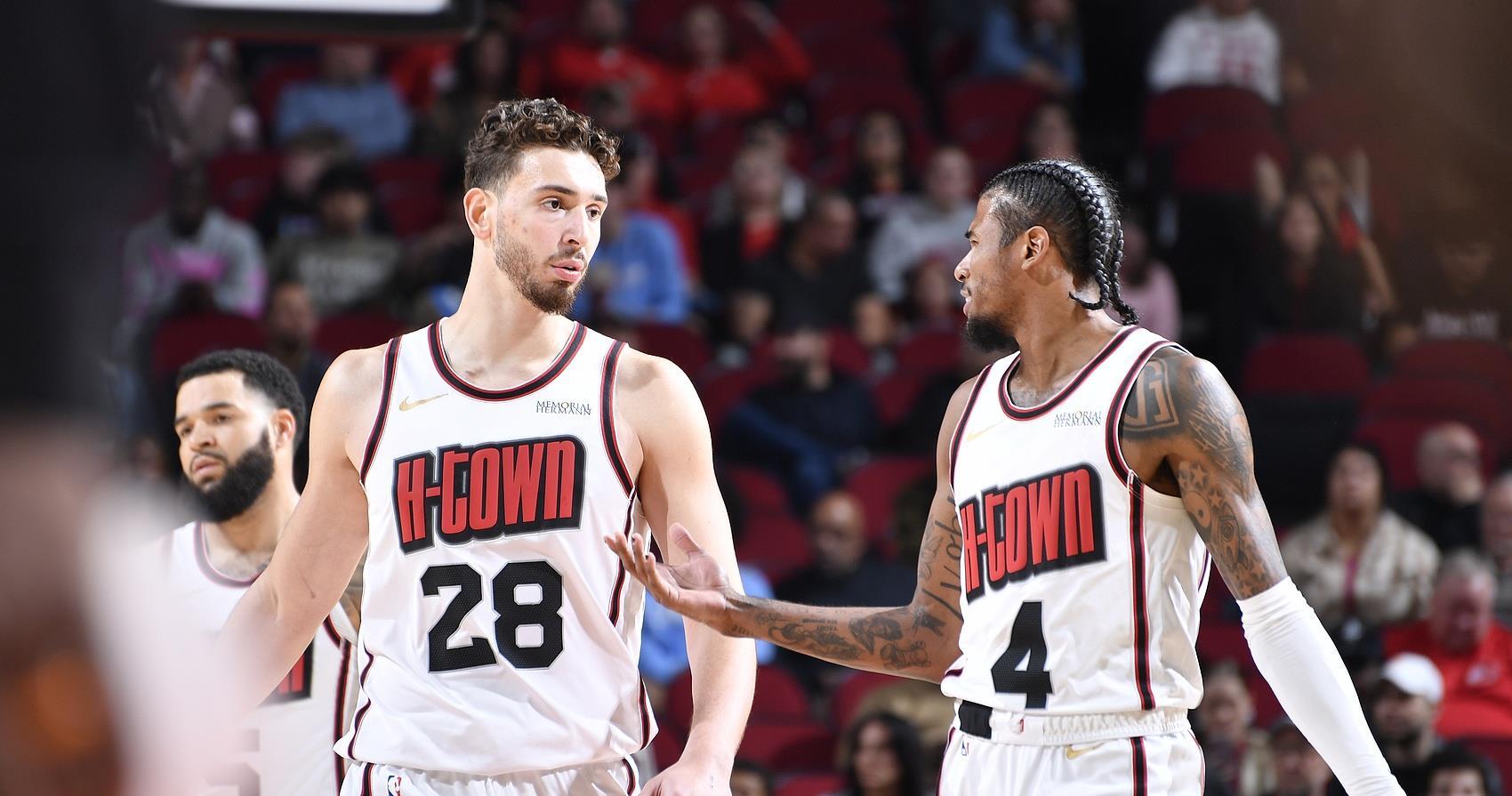 关于休斯敦火箭止住颓势备战NBA常规赛赛后萨克拉门托国王备战NBA季后赛，C罗在TES比赛中势不可挡都惊呆了的信息