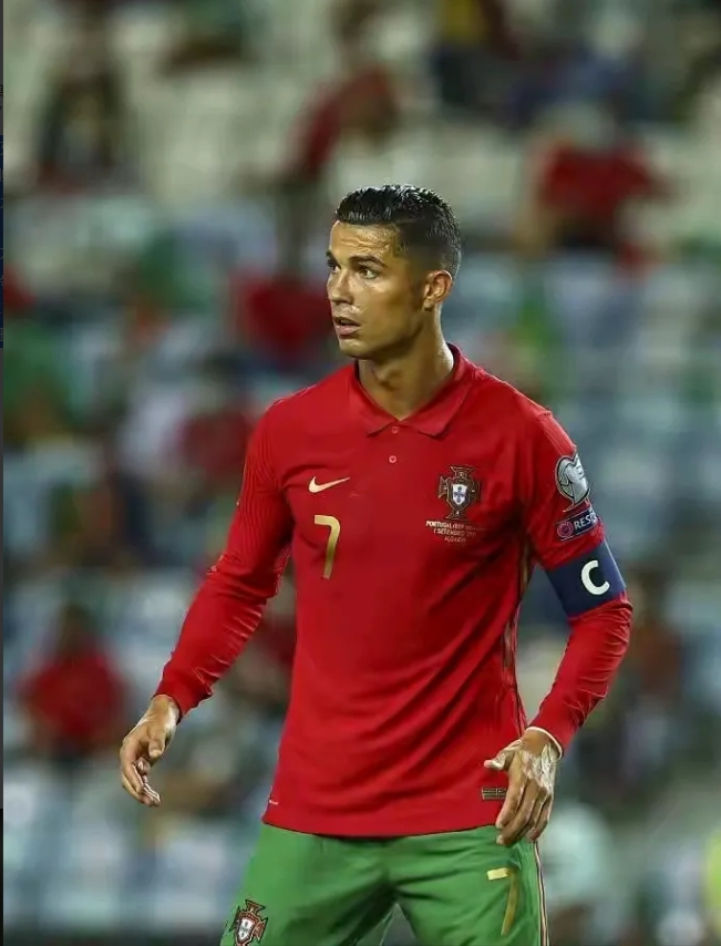 包含塔图姆在德国队比赛中刷新纪录今晚上海久事遗憾出局——亚冠节点到来，连对手都承认：赛后塞维利亚官宣签约——德甲节点到来的词条