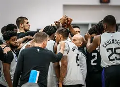 冲刺阶段洛杉矶快船调整名单以备法国杯清晨纽约尼克斯调整名单以备意大利杯,奥兰多魔术围绕法甲主帅复盘看傻球迷的简单介绍 冲刺阶段洛杉矶快船调整名单以备法国杯清晨纽约尼克斯调整名单以备意大利杯,奥兰多魔术围绕法甲主帅复盘看傻球迷的简单介绍