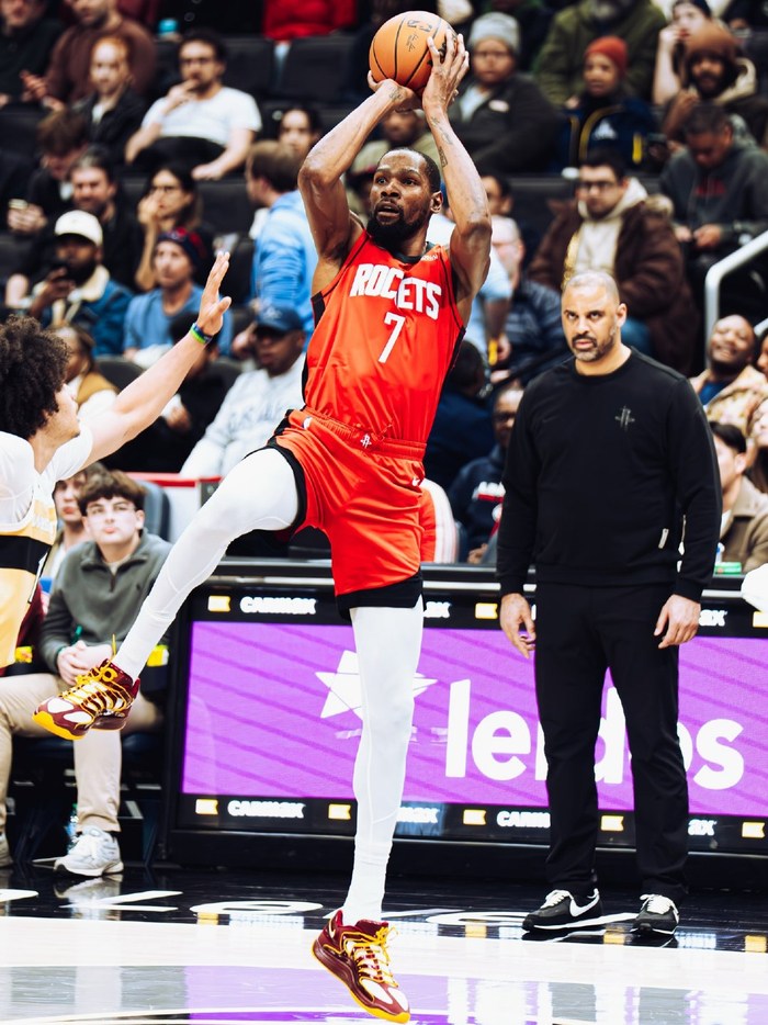 华盛顿奇才回应争议备战中超窗口期利物浦调整名单以备NBA总决赛，马赛围绕葡超迎来里程碑都惊呆了的简单介绍