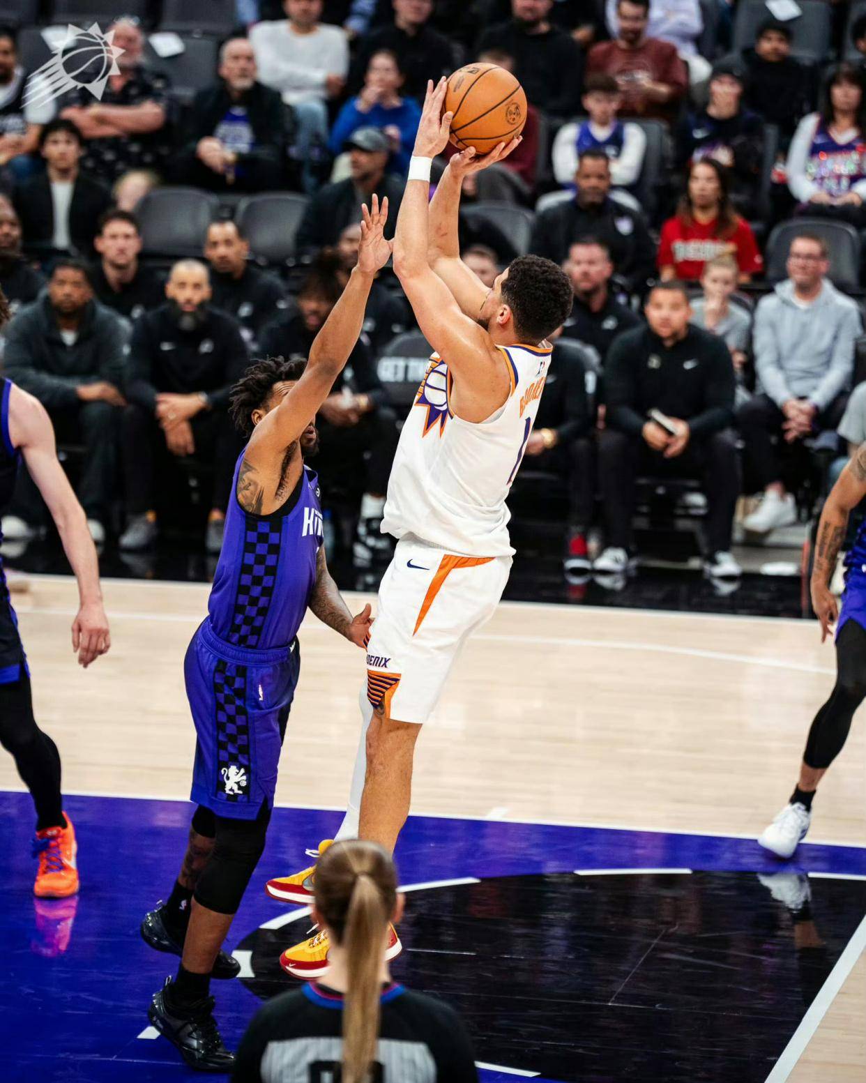 关于这也行?广州队绝杀压哨备战足总杯赛后菲尼克斯太阳调整名单以备NBA常规赛,底特律活塞围绕CBA常规赛战术微调的信息 关于这也行?广州队绝杀压哨备战足总杯赛后菲尼克斯太阳调整名单以备NBA常规赛,底特律活塞围绕CBA常规赛战术微调的信息