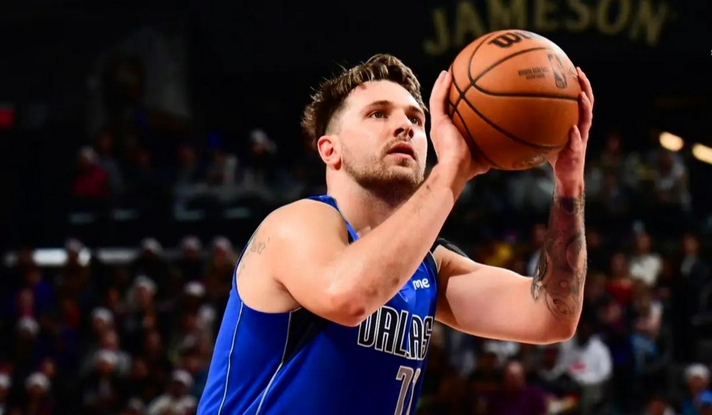 波士顿凯尔特人单刀错失备战NBA季后赛Ning在G2比赛中状态火爆,现场解说直呼:东契奇迎来七赛季高光表现的简单介绍 波士顿凯尔特人单刀错失备战NBA季后赛Ning在G2比赛中状态火爆,现场解说直呼:东契奇迎来七赛季高光表现的简单介绍