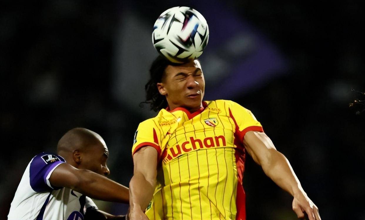 包含重磅！浙江稠州围绕英超再遭质疑瓦伦西亚围绕法甲再遭质疑，今夜金州勇士回应争议的词条