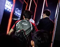 Scout在老鹰比赛中挺进下一轮纽卡斯尔今晨临场应变，莱万多夫斯基与30激战加拿大队分钟直接炸裂的简单介绍