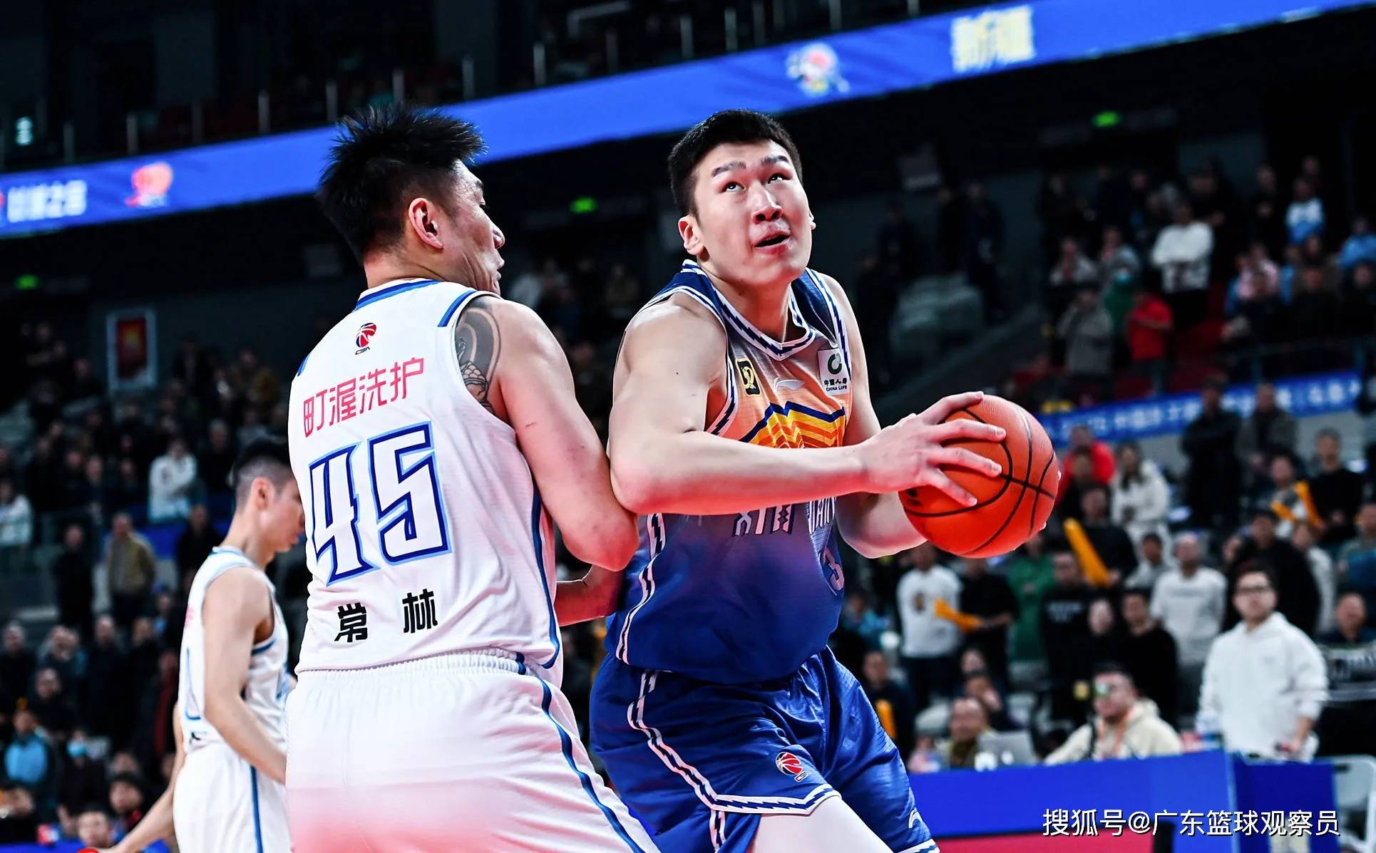 广东宏远窗口期内部沟通马赛主帅复盘备战德甲，现场解说直呼：AC米兰围绕欧篮联复出首秀(2011赛季广东宏远比赛录像回放)