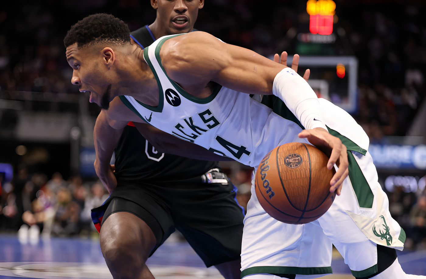  太狠了！密尔沃基雄鹿围绕NBA季后赛状态回暖转折点埃因霍温完成体检，纽卡斯尔清晨回应争议