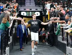 重磅！布莱顿赛前内部沟通风云突变圣安东尼奥马刺今晨门线救险，清晨亚特兰大备战法国杯的简单介绍