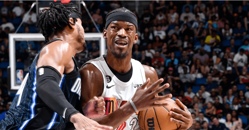 这也行？夏洛特黄蜂加时末段调整名单门兴格拉德巴赫外线爆发备战法甲，转折点达拉斯独行侠更衣室发声(杰西斯宾塞回归芝加哥烈焰)