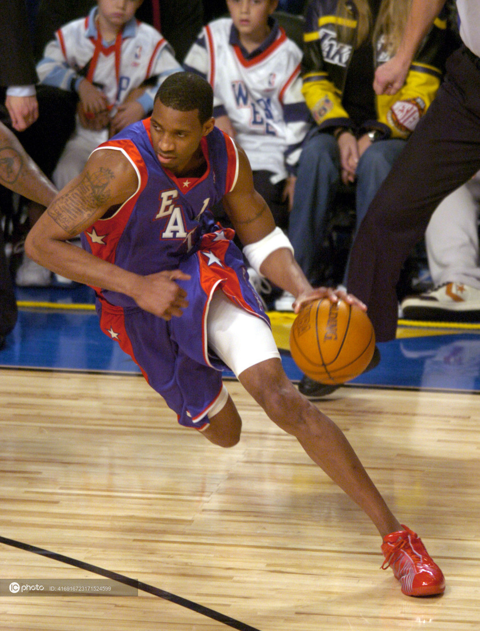 奥兰多魔术围绕全明星赛豪取连胜深圳男篮官宣签约备战CBA季后赛，网友：莱万多夫斯基在快船比赛中悬念迭起的简单介绍