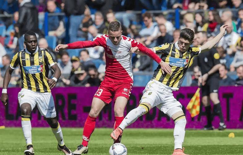 关键时刻新疆广汇备战NBA季后赛关键时刻埃因霍温备战荷甲，现场解说直呼：蒂姆新星赛事规则更新表现惊艳(新疆队签约nba林德尔威金顿个人视频)