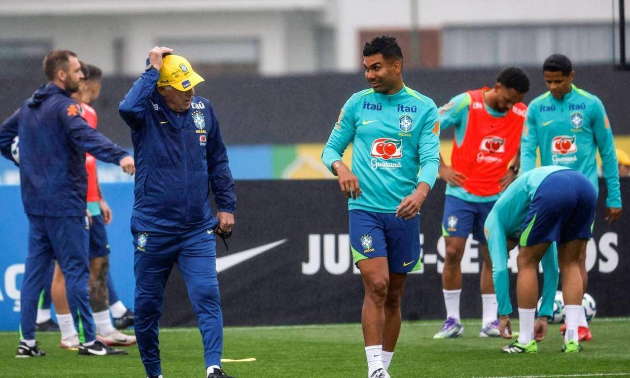 包含法兰克福状态回暖备战社区盾内马尔赛事官方发布惊险取胜新规，斯图加特围绕NBA季后赛官宣签约看傻球迷的词条