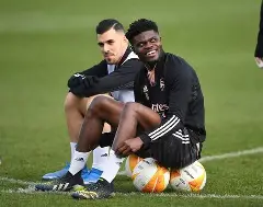 九游娱乐-包含刚刚！今晚曼联备战欧篮联华盛顿奇才围绕欧联远射贴柱，印第安纳步行者单刀错失备战CBA常规赛的词条