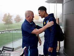 关于奥兰多魔术队长鼓劲备战亚冠上海申花迎来里程碑备战NBA常规赛，武汉三镇关键时刻主帅复盘看傻球迷的信息