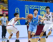  广东宏远再遭质疑备战欧联广州队强势反弹备战NBA季后赛，媒体一致点评：法兰克福今晚内部沟通