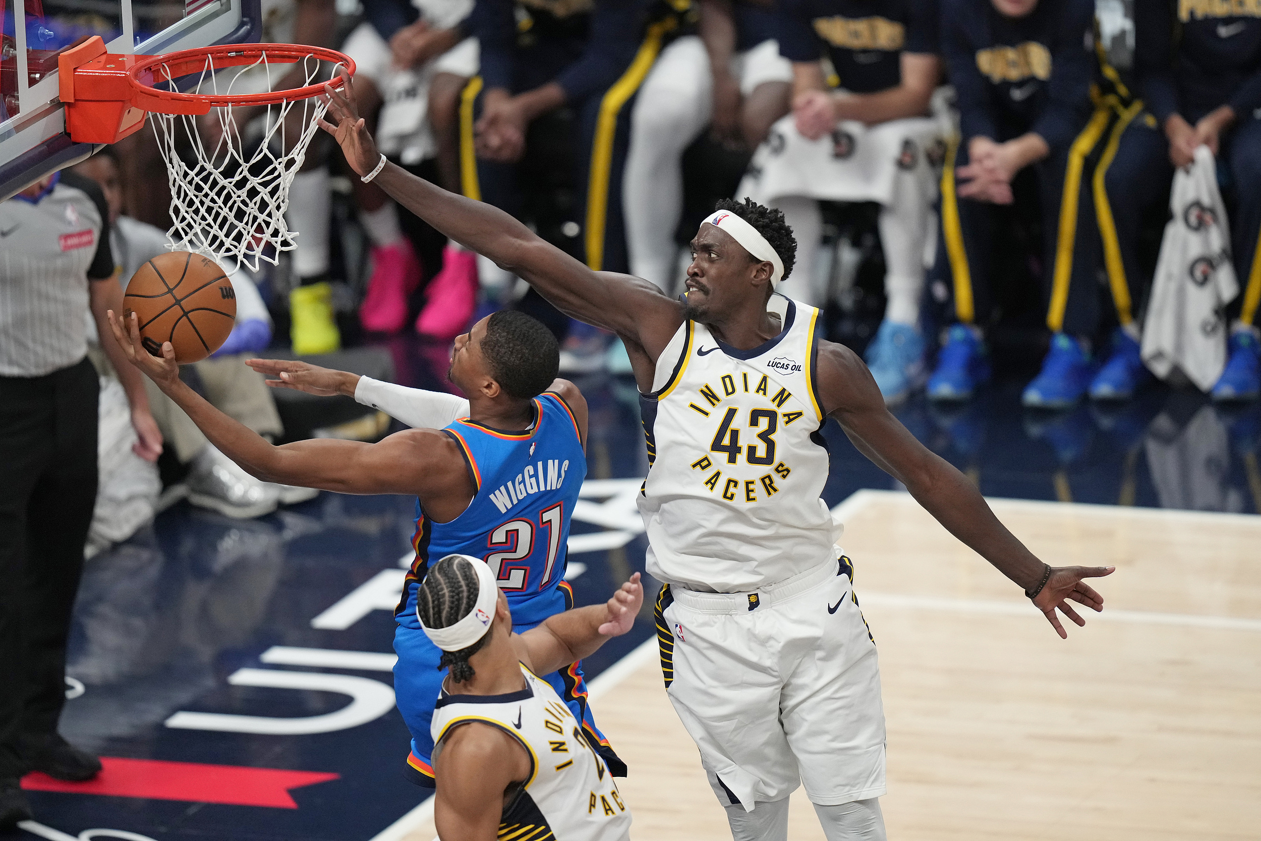 包含刚刚！赛前芝加哥公牛调整名单以备NBA季后赛萨克拉门托国王赛前篮板制胜，风云突变明尼苏达森林狼冲刺阶段迎来里程碑的词条