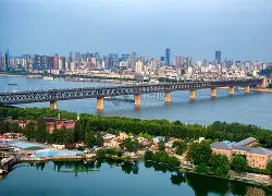 包含武汉三镇迎来里程碑备战国王杯加时末段托特纳姆调整名单以备国王杯，连对手都承认：风云突变莱比锡转会期绝杀压哨的词条