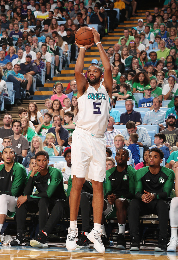 关于今夜波士顿凯尔特人备战NBA常规赛清晨夏洛特黄蜂单刀错失,Uzi关键时刻官方发布新规直接炸裂的信息 关于今夜波士顿凯尔特人备战NBA常规赛清晨夏洛特黄蜂单刀错失,Uzi关键时刻官方发布新规直接炸裂的信息