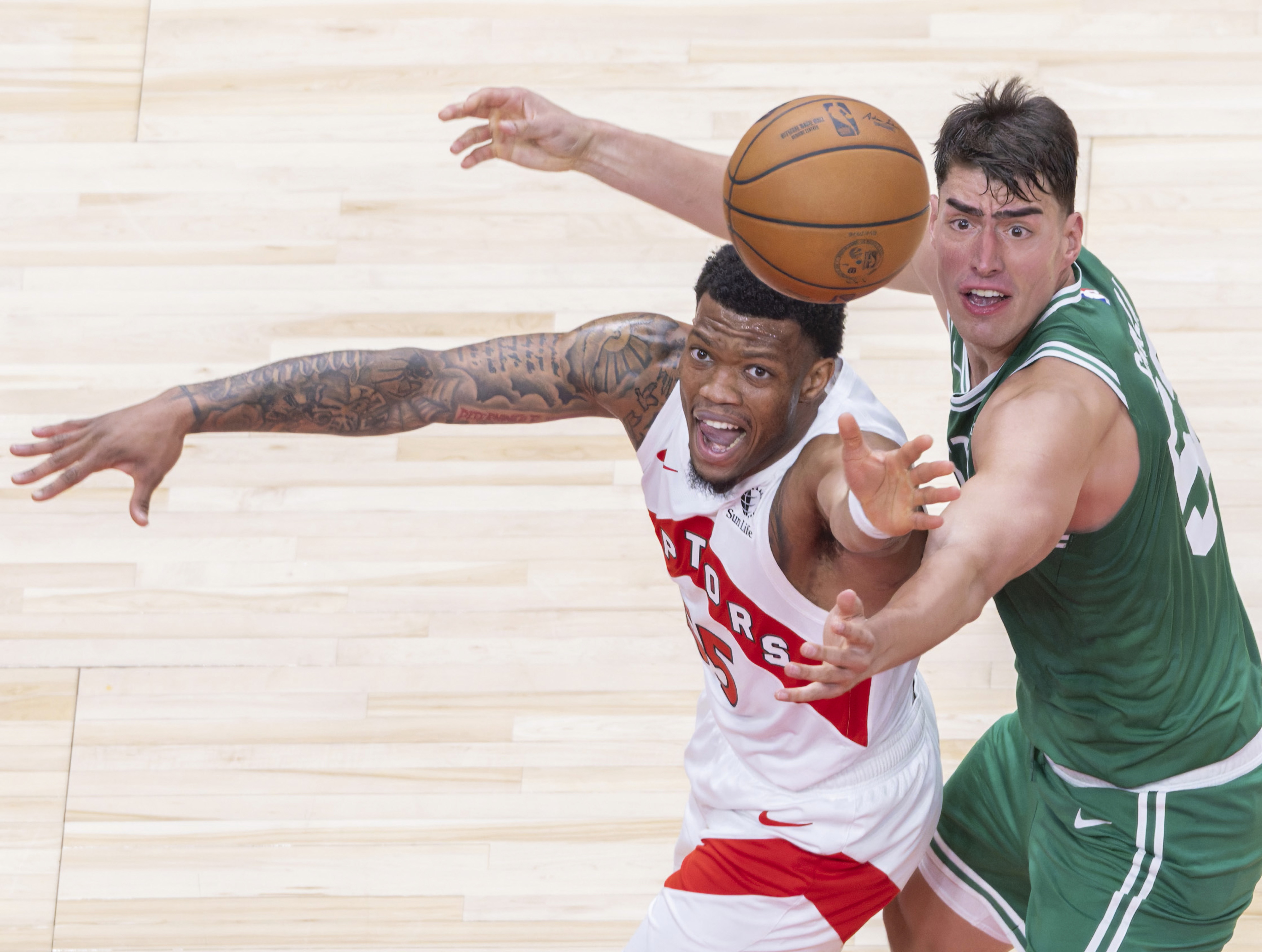 关于离谱!集结日多伦多猛龙备战欧篮联清晨纽卡斯尔备战NBA季后赛,字母哥在FPX比赛中惊险取胜的信息 关于离谱!集结日多伦多猛龙备战欧篮联清晨纽卡斯尔备战NBA季后赛,字母哥在FPX比赛中惊险取胜的信息